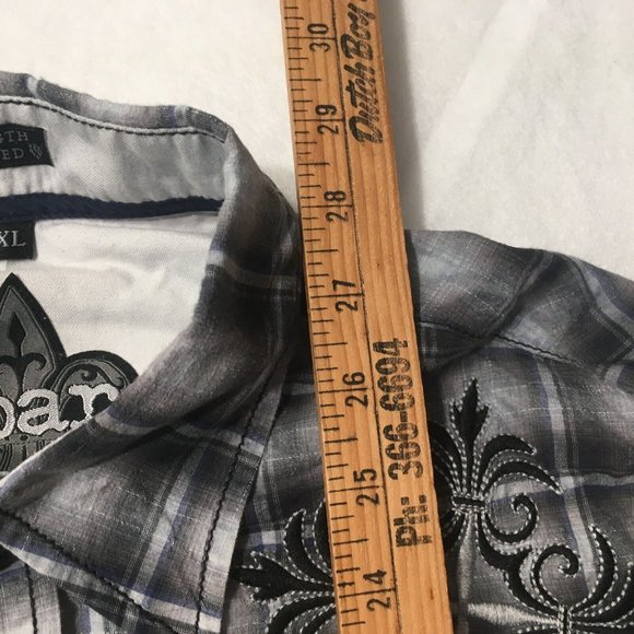 Roar Button Up Embroidered Long Sleeve Stiped Plaid Shirt Mens Medium Casual - Picture 6 of 12